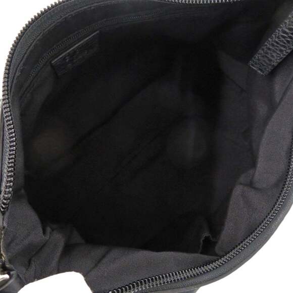 GUCCI Authentic Black Shoulder Bag - Picture 7 of 8